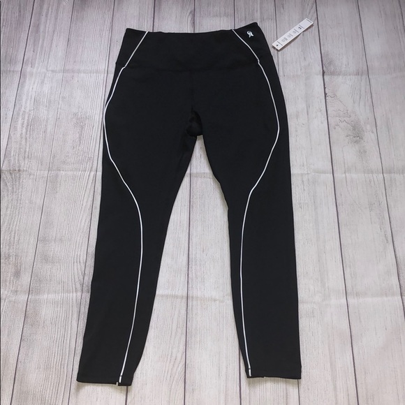 Good American Pants - Good American Electric Feel Leggings